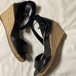 Vince camuto espadrille wedge. Color black Torian. Size 9 closure type buckle